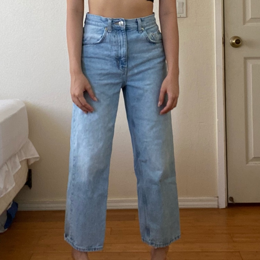 Zara high rise wide leg cropped jeans